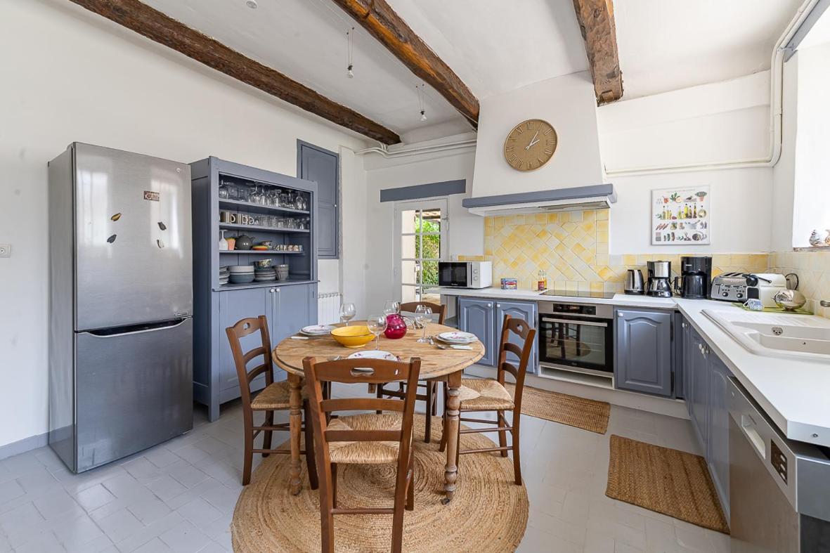Maison De Maitre 230M² En Plein Coeur Du Village Camps-la-Source Kültér fotó
