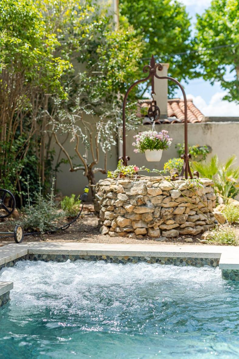 Maison De Maitre 230M² En Plein Coeur Du Village Camps-la-Source Kültér fotó